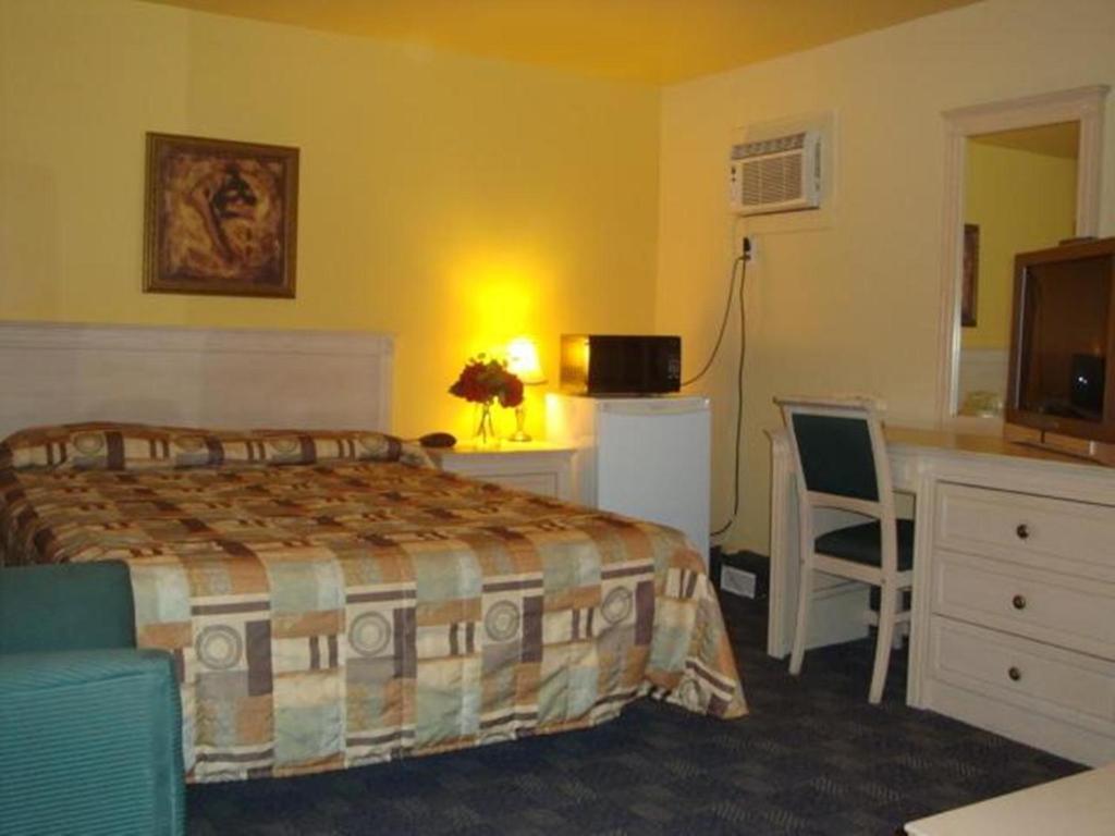 Motel & Hotel Le Luxembourg L'Ancienne-Lorette Bilik gambar